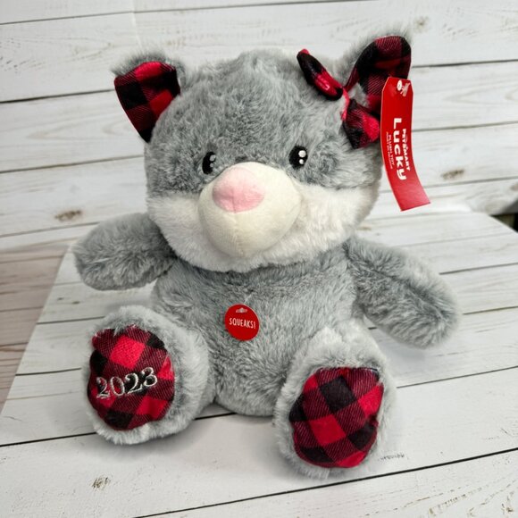 PetSmart Lucky 2023 Plush Toy Squeaking Gray Cat With Red Plaid Accents & Bow - Picture 1 of 5
